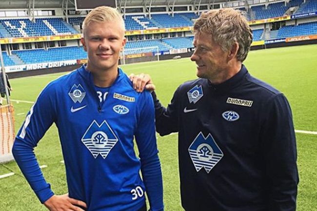 欧冠联赛阶段第5轮 利物浦 1-4 PSV埃因霍温（欧冠小组赛第5轮：利物浦1-4不敌PSV埃因霍温）