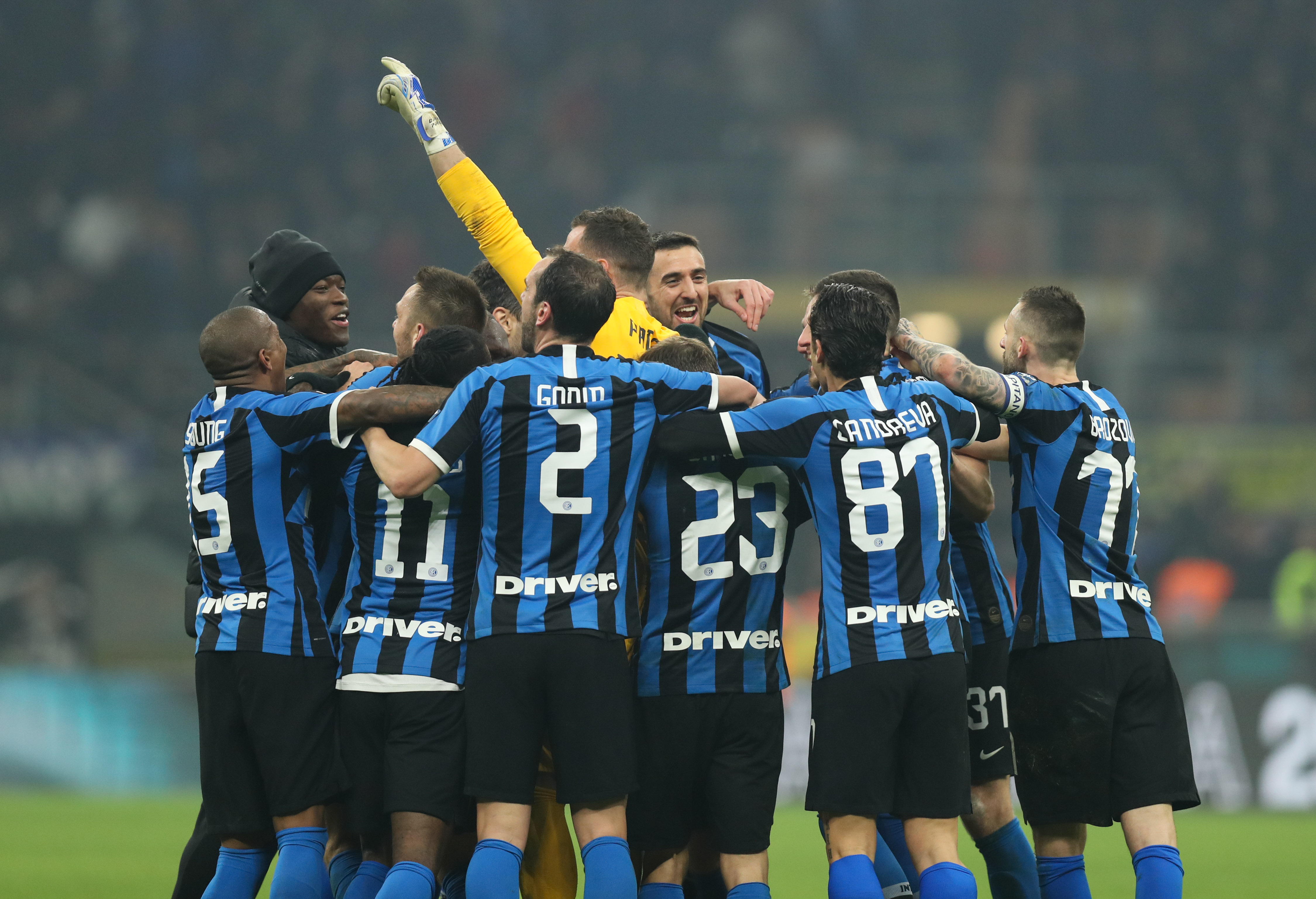 拉米罗：球队集体层面有进步，夺冠为艰难的一年画上圆满句号（拉米罗：团队整体提升，夺冠为艰难赛季画上完美句点）