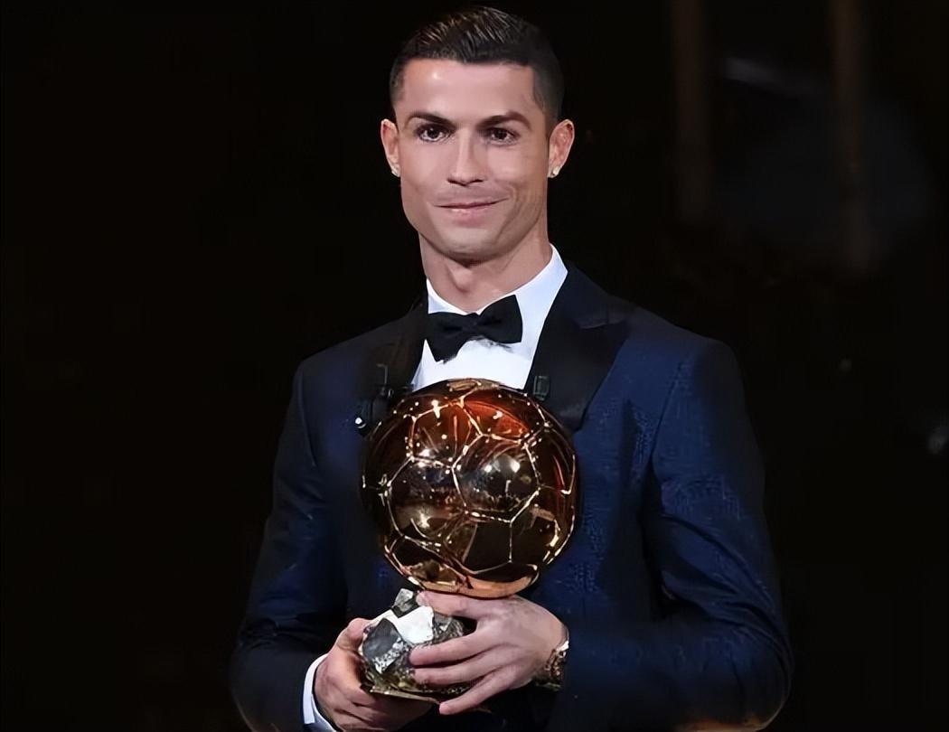 赫内斯：卡尔只踢3场德甲就和梅西相提并论，实在是太夸张了（赫内斯质疑将仅出战3场德甲的卡尔与梅西相提并论：言过其实）